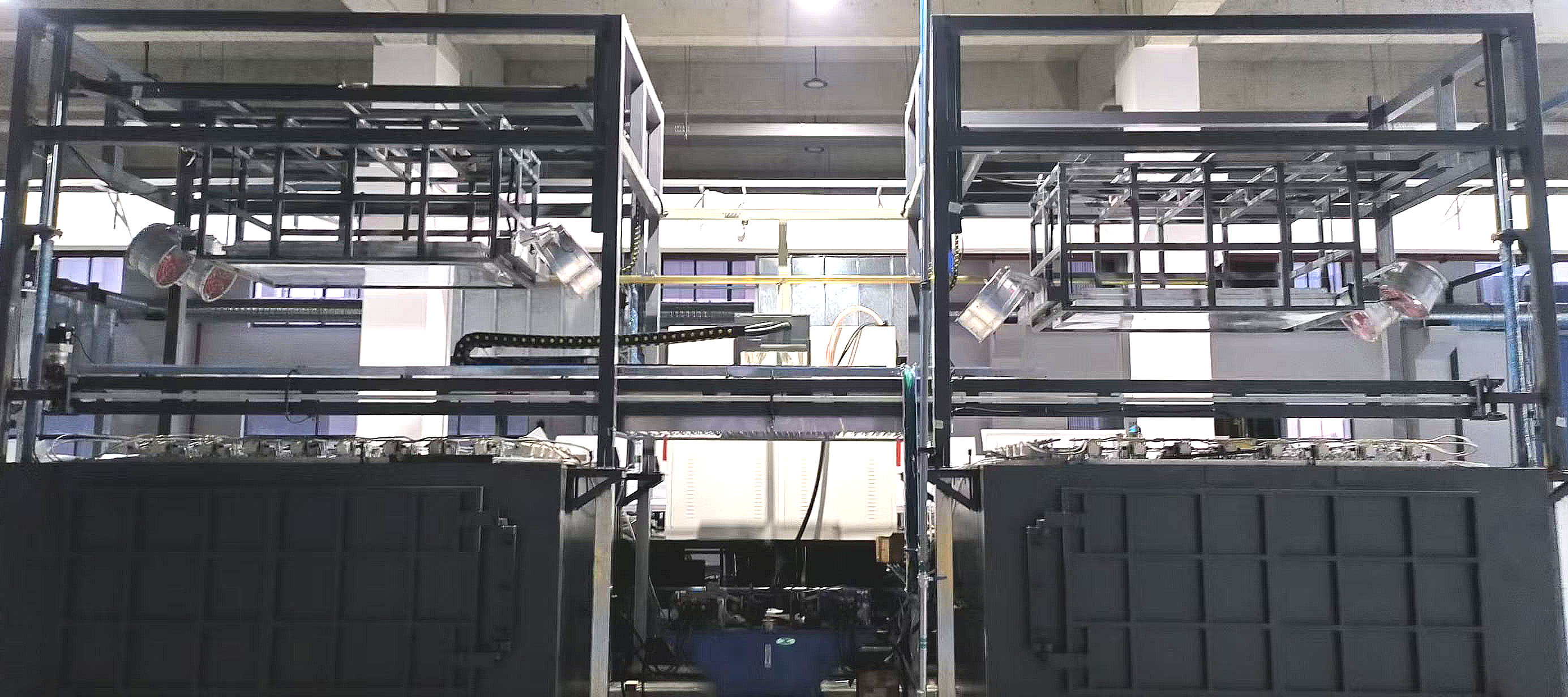 新款成型機/New molding machine